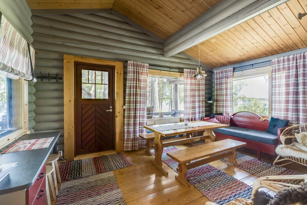 Hyvoelaen Moekit Villa Ähtäri Rom bilde